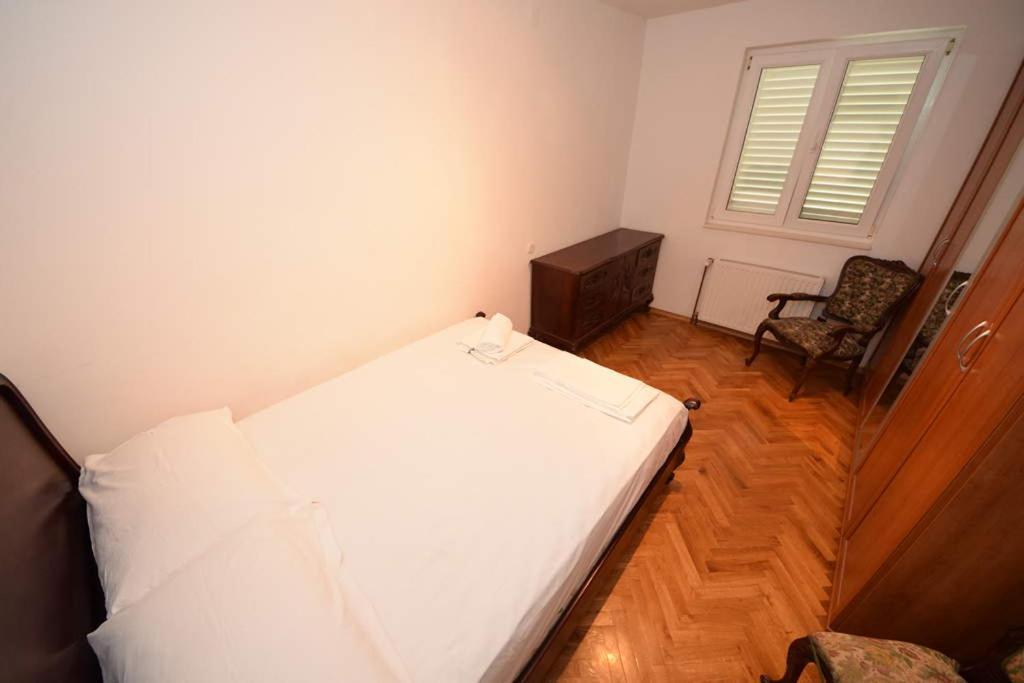 Apartments Costa Rica Orebic Luaran gambar