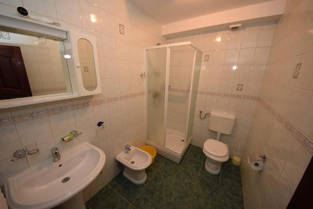 Apartments Costa Rica Orebic Luaran gambar